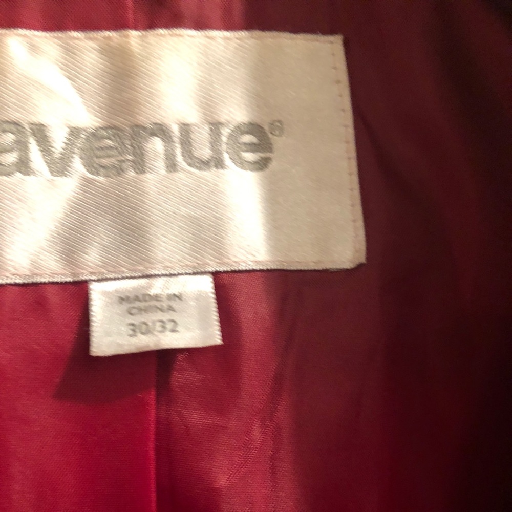 Avenue Coat size 30/32
